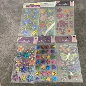 ☀️3/$20 Sticker bundle.